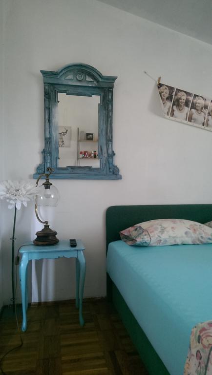 Apartment Vintage Art Split Ngoại thất bức ảnh