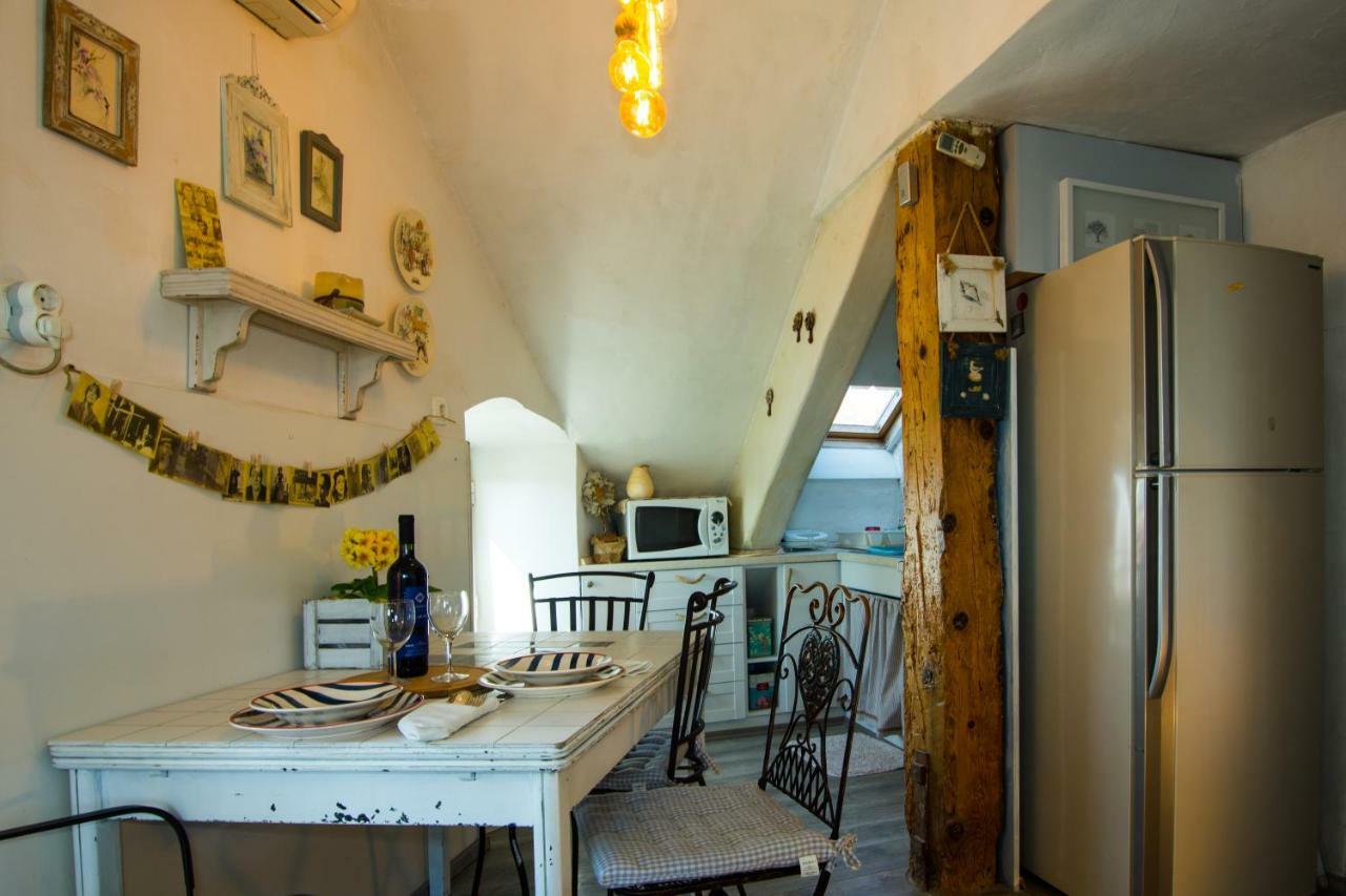 Apartment Vintage Art Split Ngoại thất bức ảnh